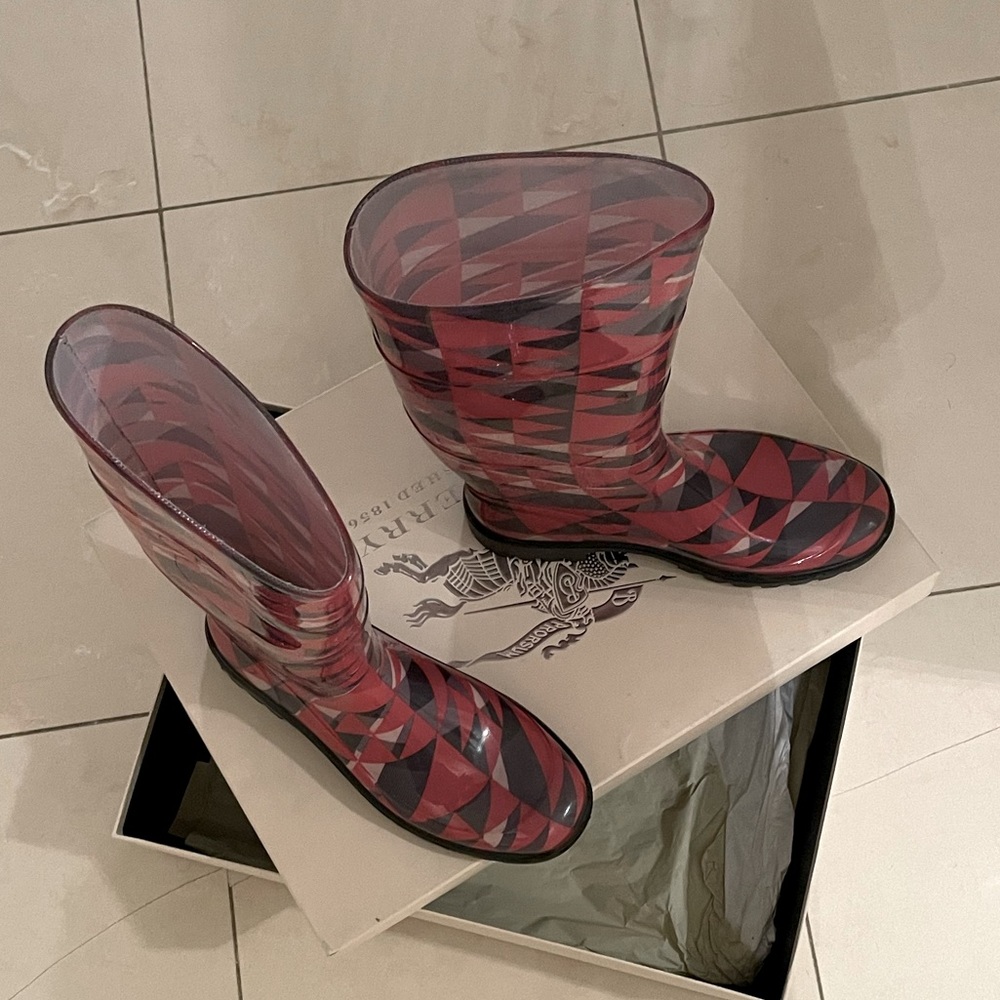 Burberry rain boots